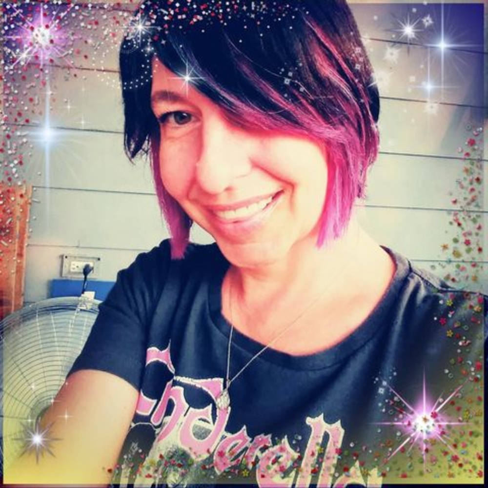 Meet your Posher, Roxx